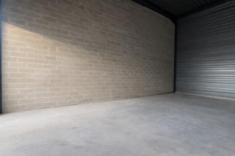 Entrepôt - 140 m²