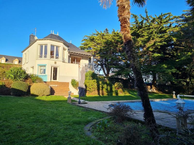 Villa - 140 m² - 6 pièces