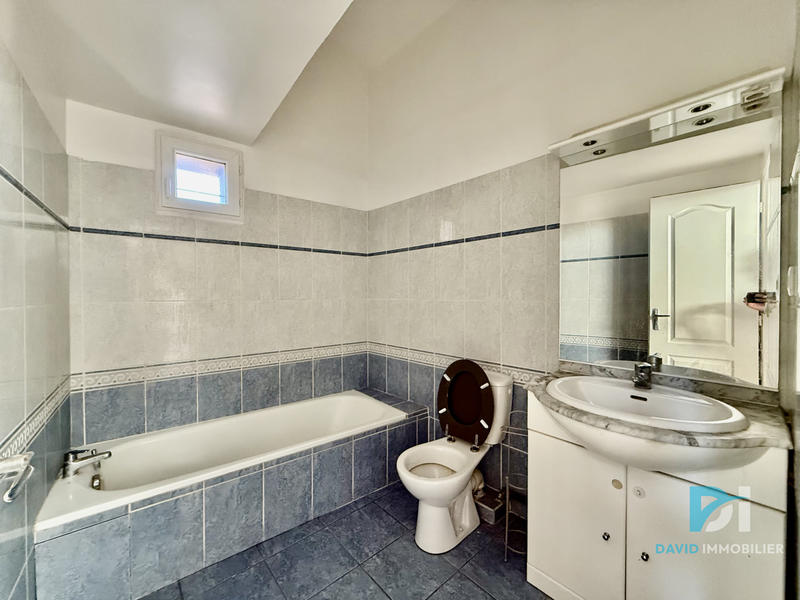 Appartement - 77 m² - 4 pièces