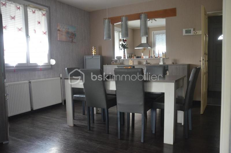 Maison - 93 m² - 6 pièces