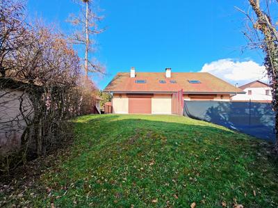 Maison - 186 m² - 7 pièces