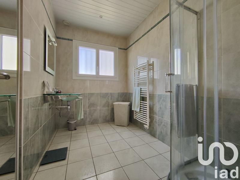 Maison - 183 m² - 6 pièces