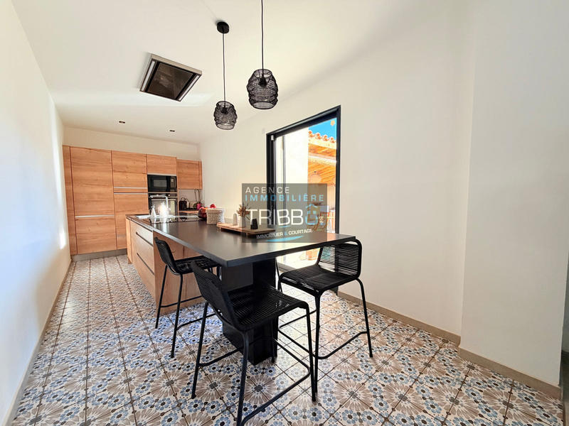 Mas - 160 m² - 4 pièces