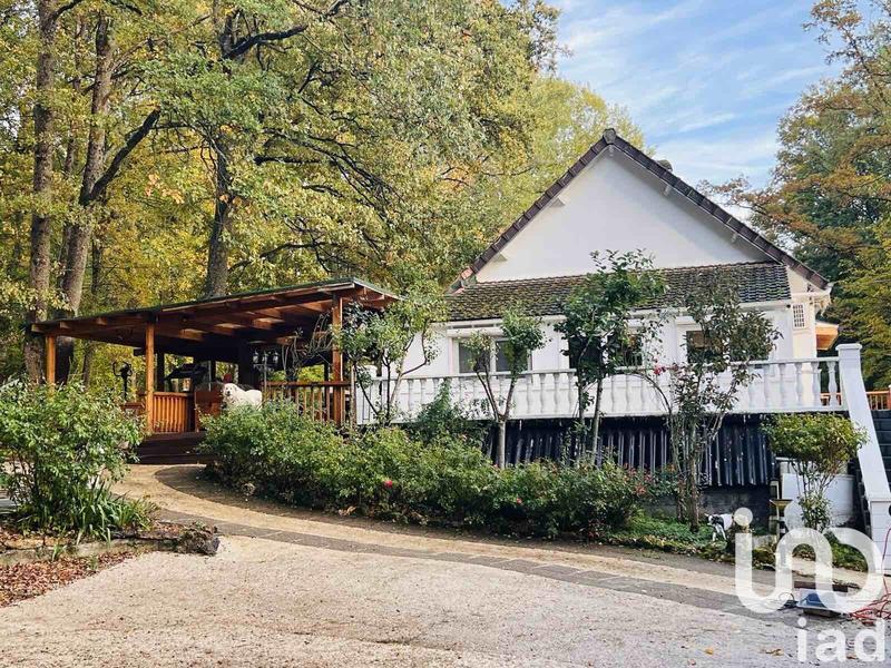 Maison - 105 m² - 5 pièces