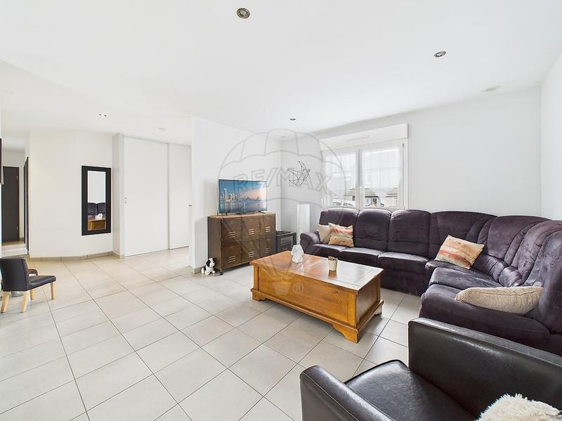 Maison - 103 m² - 5 pièces