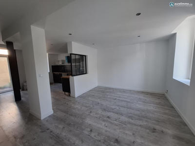 Maison - 110 m² - 6 pièces