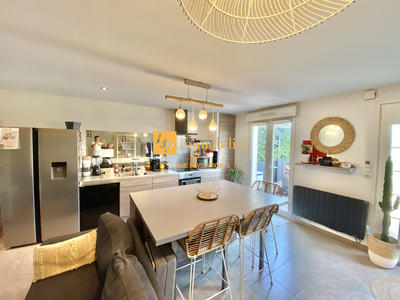 Maison - 65 m² - 3 pièces