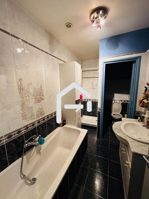 Maison - 178 m² - 7 pièces