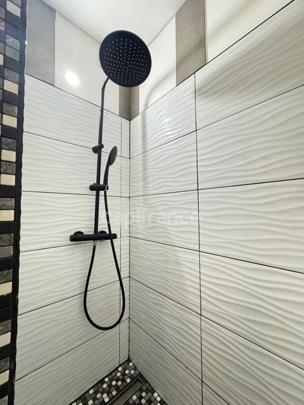 Appartement - 72 m² - 4 pièces