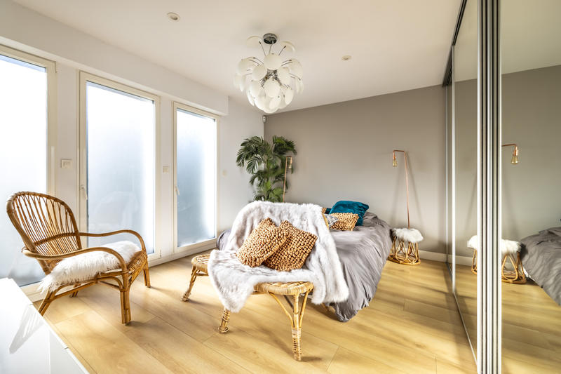 Maison - 300 m² - 10 pièces