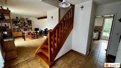 Maison - 204 m² - 7 pièces