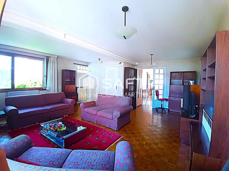 Maison - 140 m² - 5 pièces