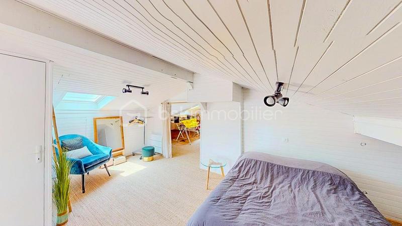 Maison - 140 m² - 7 pièces