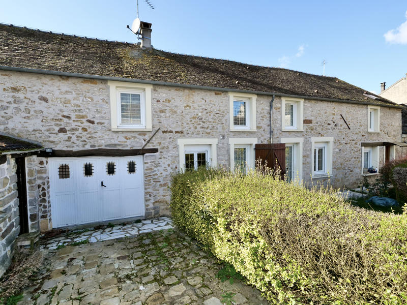 Maison - 140 m² - 6 pièces