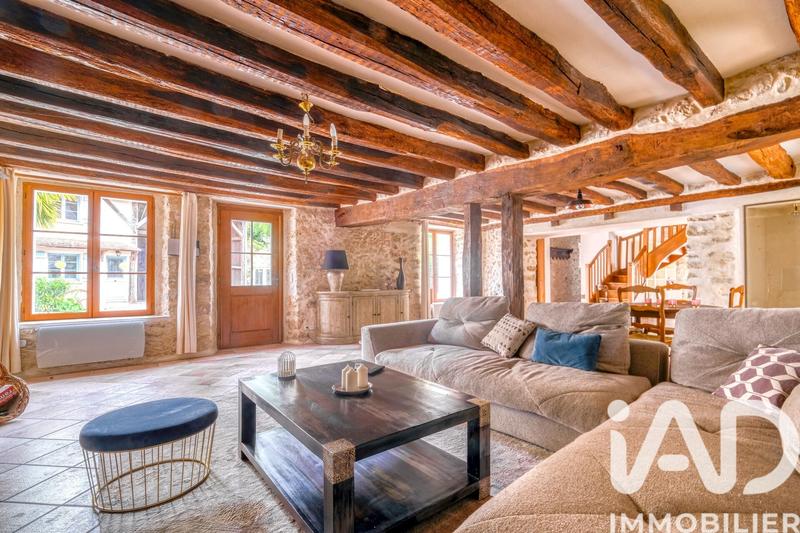 Maison - 432 m² - 18 pièces