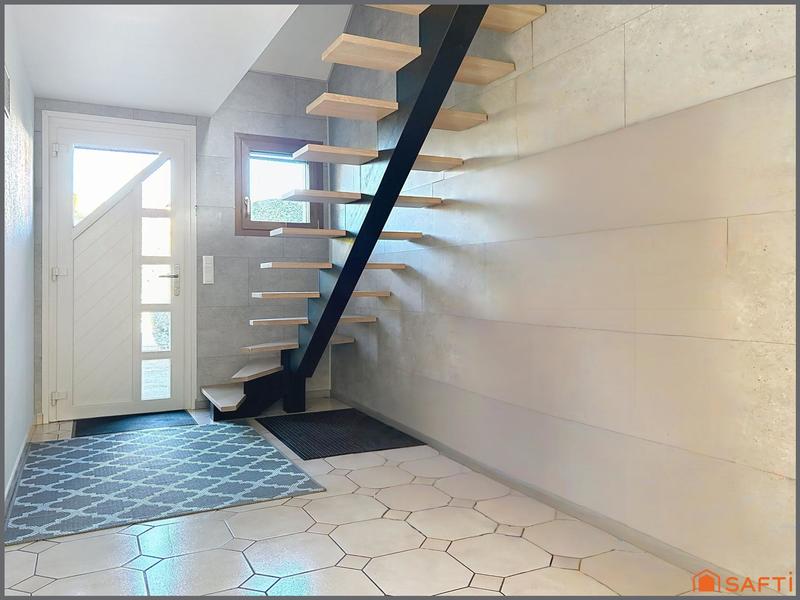 Maison - 159 m² - 7 pièces