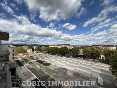 Appartement - 70 m² - 3 pièces