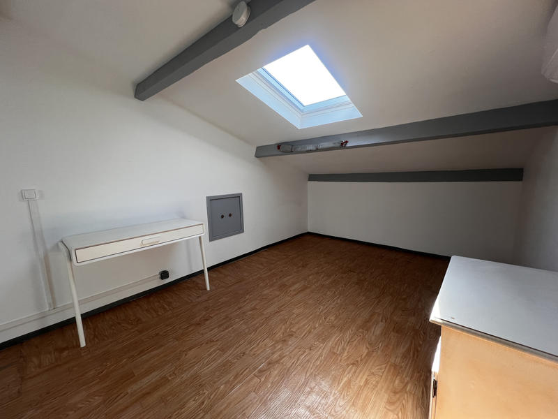 Appartement - 97 m² - 5 pièces