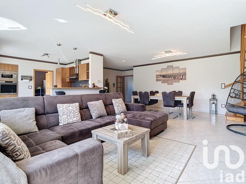 Maison - 138 m² - 5 pièces