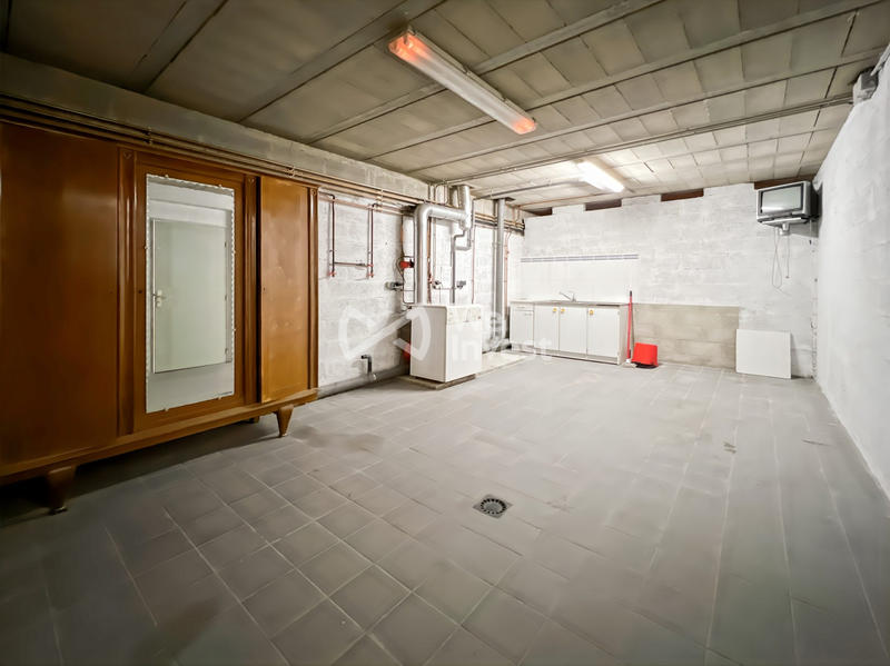 Maison - 180 m² - 6 pièces