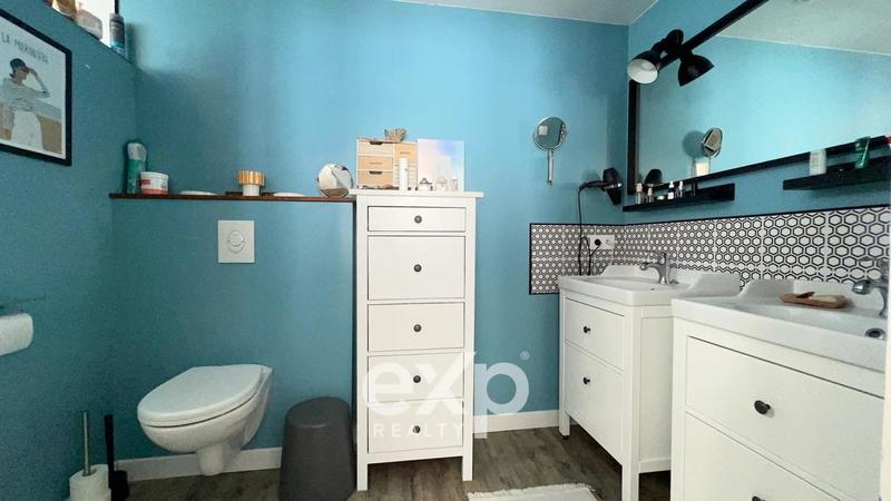 Maison - 208 m² - 7 pièces