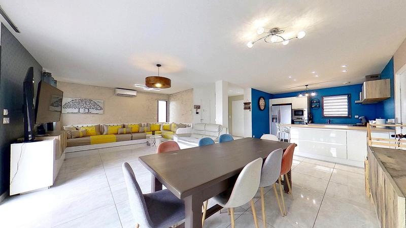 Maison - 146 m² - 6 pièces