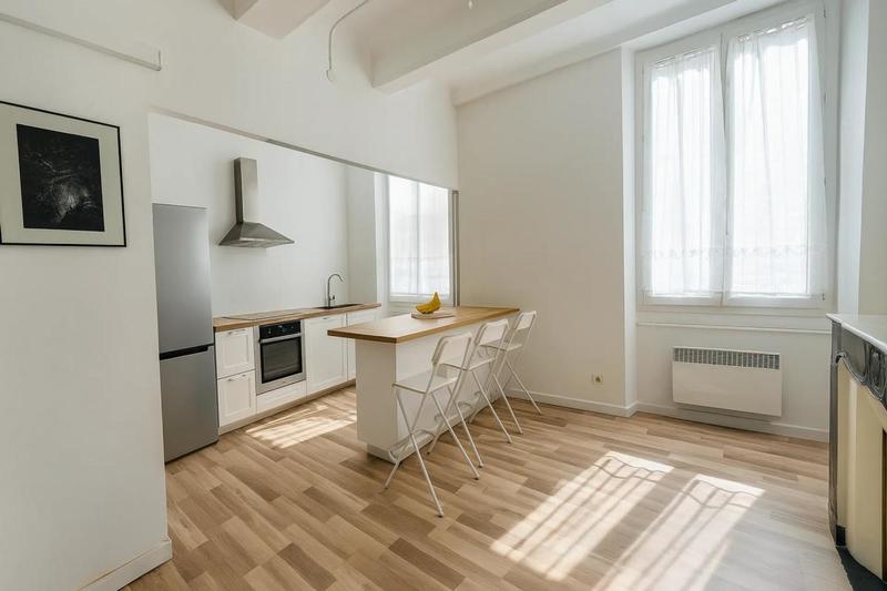 Appartement - 81 m² - 3 pièces