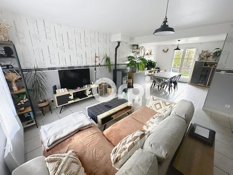 Maison - 98 m² - 5 pièces