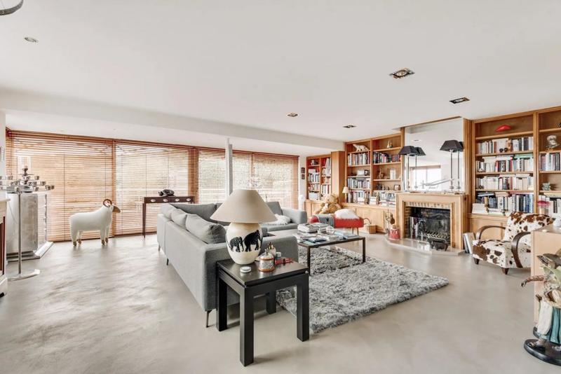 Maison - 236 m² - 6 pièces