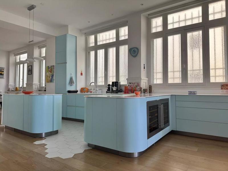 Appartement - 153 m² - 6 pièces