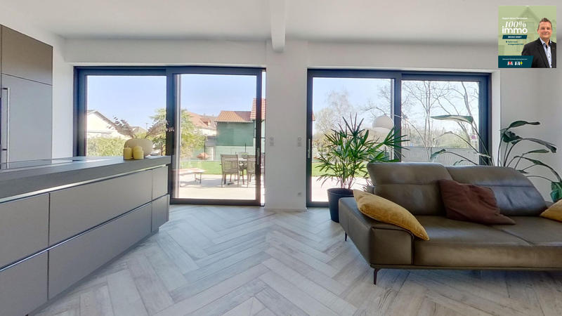 Maison - 215 m² - 6 pièces