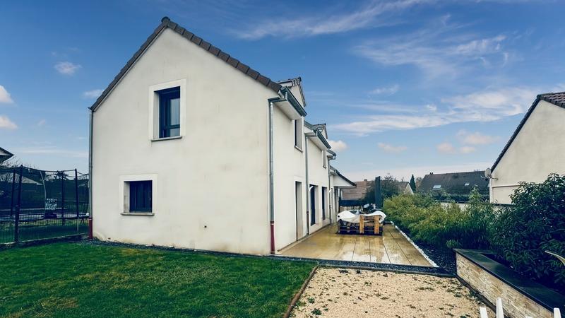 Maison - 180 m² - 5 pièces
