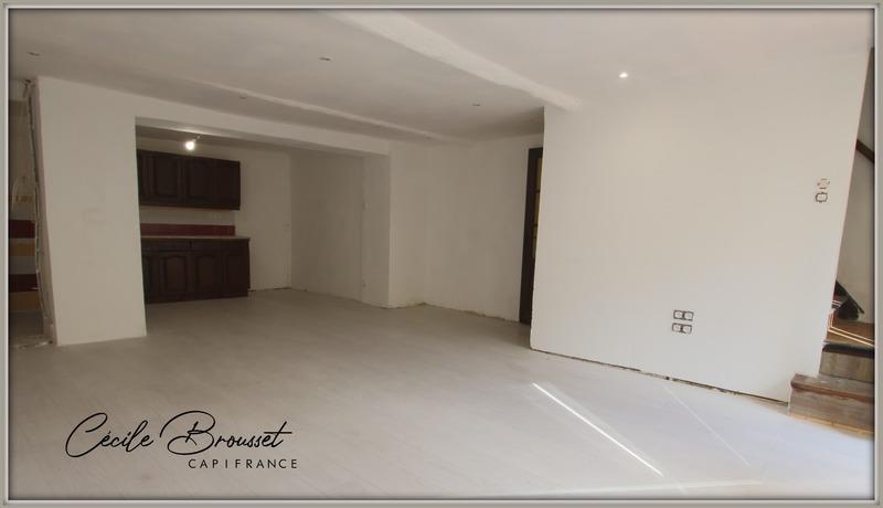 Maison - 103 m² - 5 pièces
