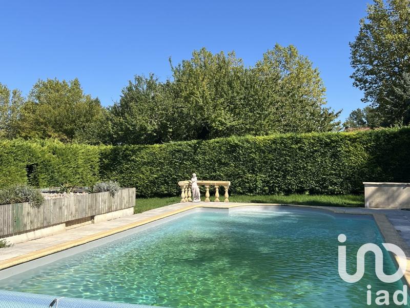 Maison - 357 m² - 11 pièces