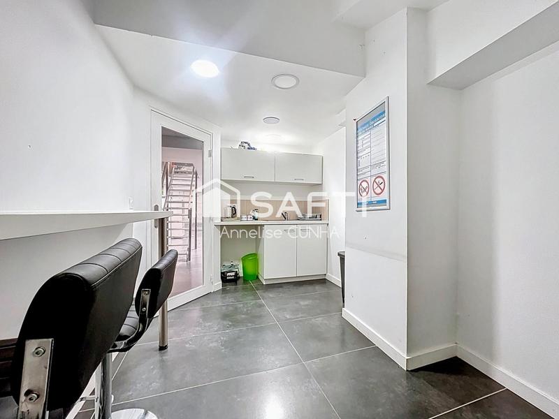 Local commercial - 423 m² - 11 pièces