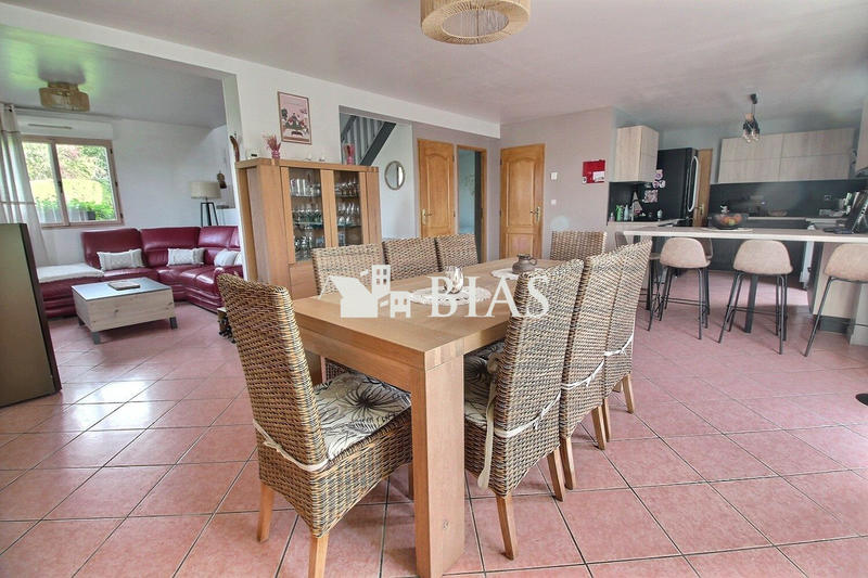 Maison contemporaine - 154 m² - 5 pièces