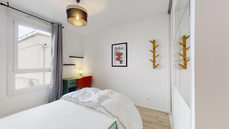 Appartement - 104 m² - 6 pièces