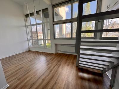 Appartement - 94 m² - 5 pièces