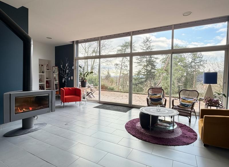 Maison - 160 m² - 7 pièces