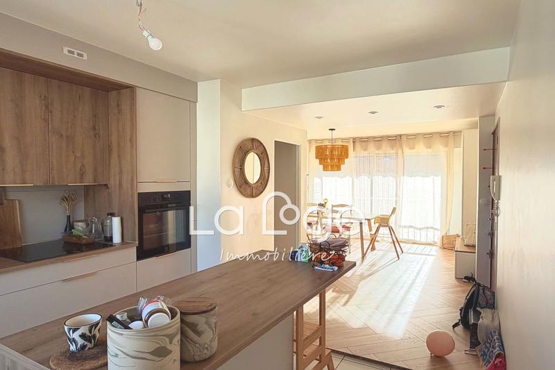 Appartement - 85 m² - 4 pièces