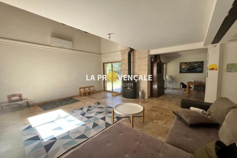 Villa - 200 m² - 7 pièces