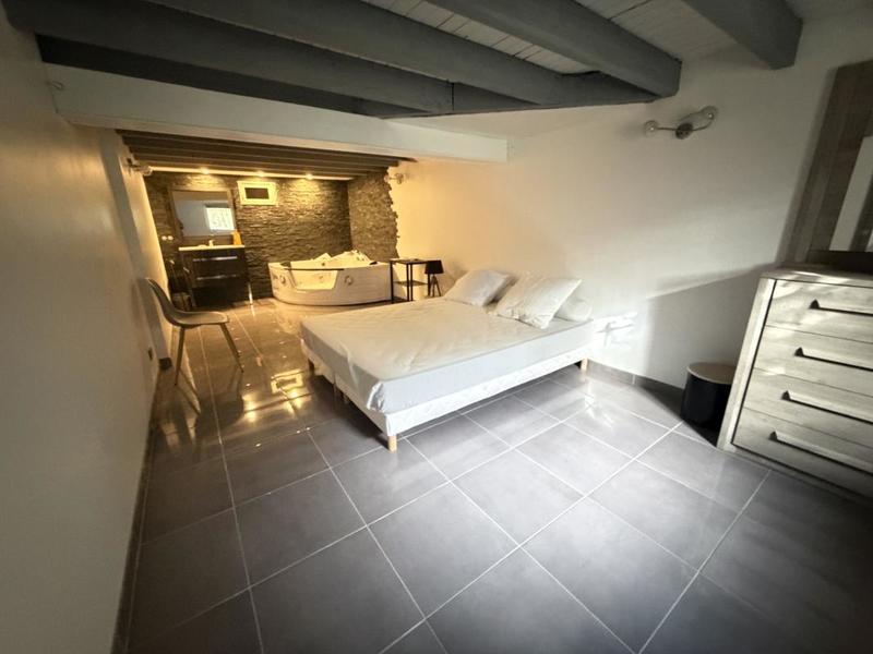 Maison ancienne - 102 m² - 4 pièces