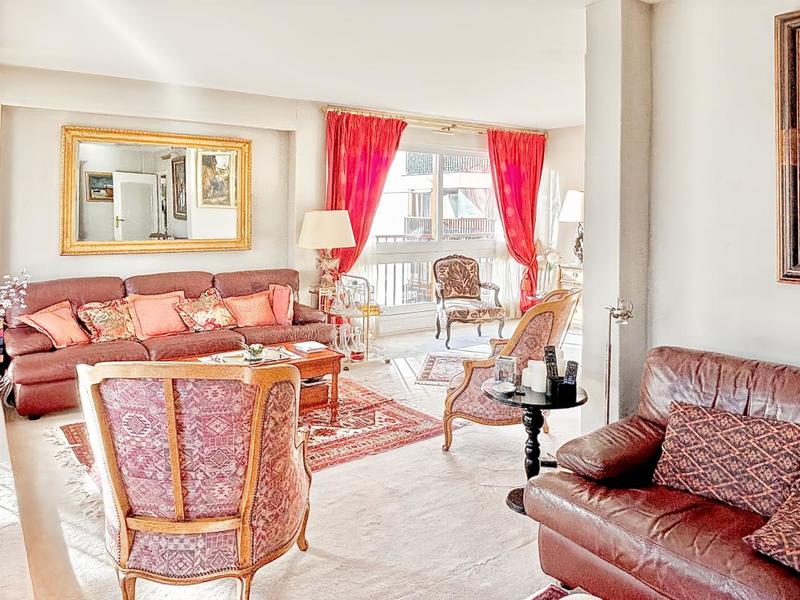 Appartement - 94 m² - 4 pièces