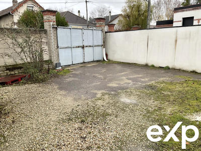 Loft - 237 m² - 2 pièces