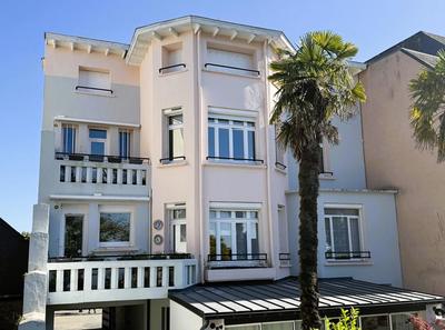 Appartement - 100 m² - 4 pièces