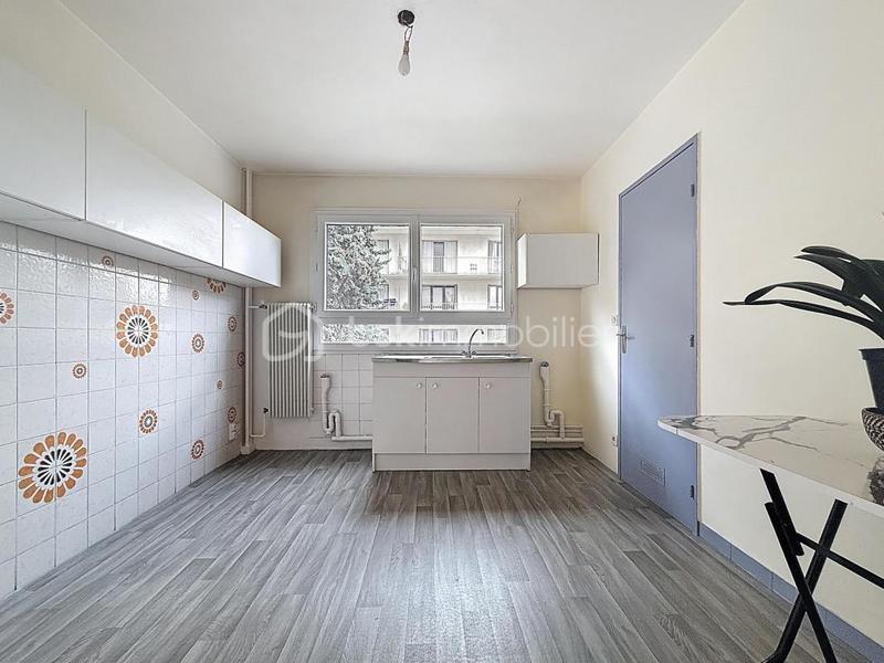 Appartement - 86 m² - 4 pièces