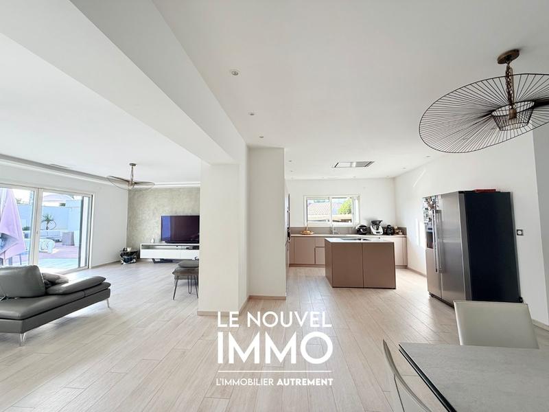 Maison - 145 m² - 5 pièces