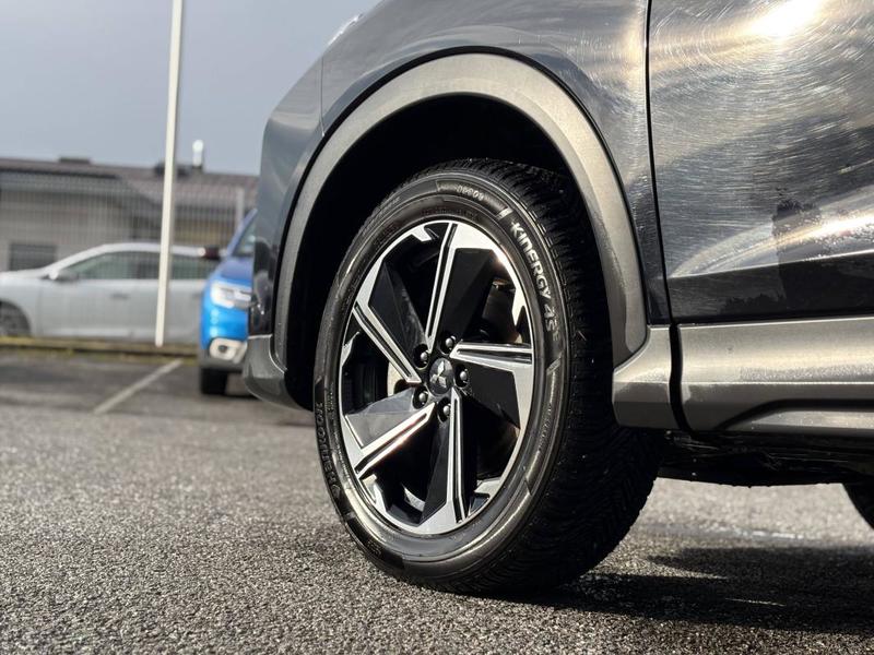 Mitsubishi Eclipse Cross 2.4 Mivec Phev 188ch Invite 4wd