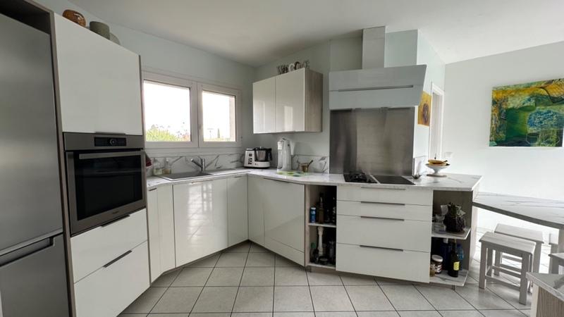 Maison - 142 m² - 5 pièces