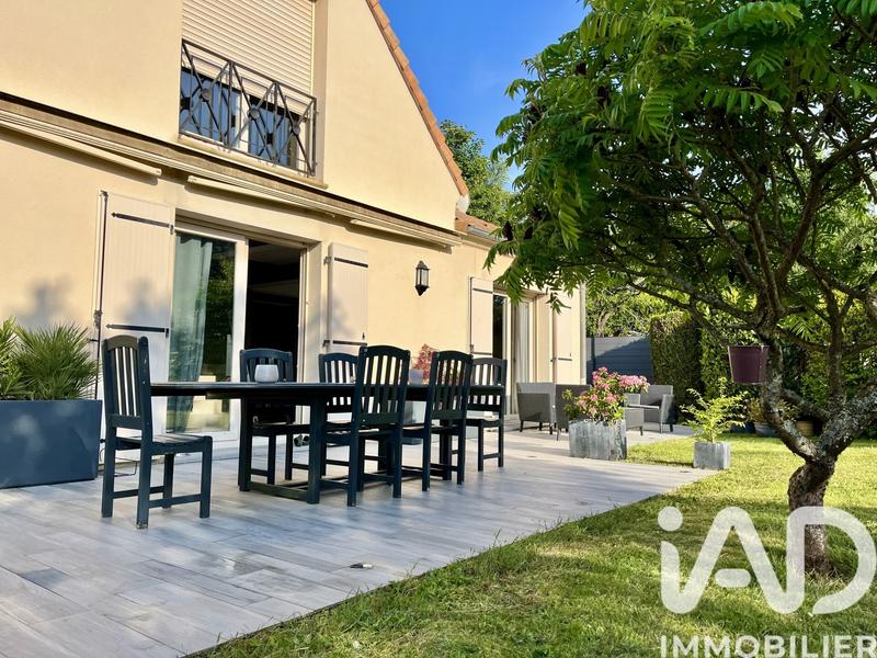 Maison - 176 m² - 7 pièces